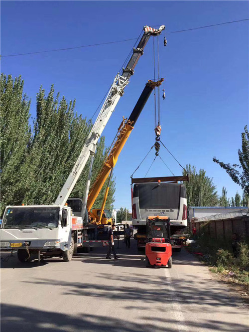 平凉市港口集装箱搬运案例